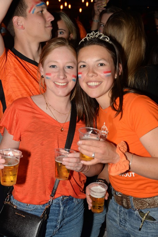 ../Images/Koningsnacht 2022 in VdG 051.jpg